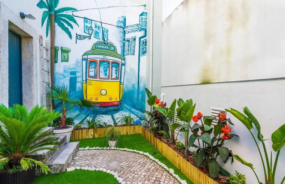 Picasso Apartment-1
